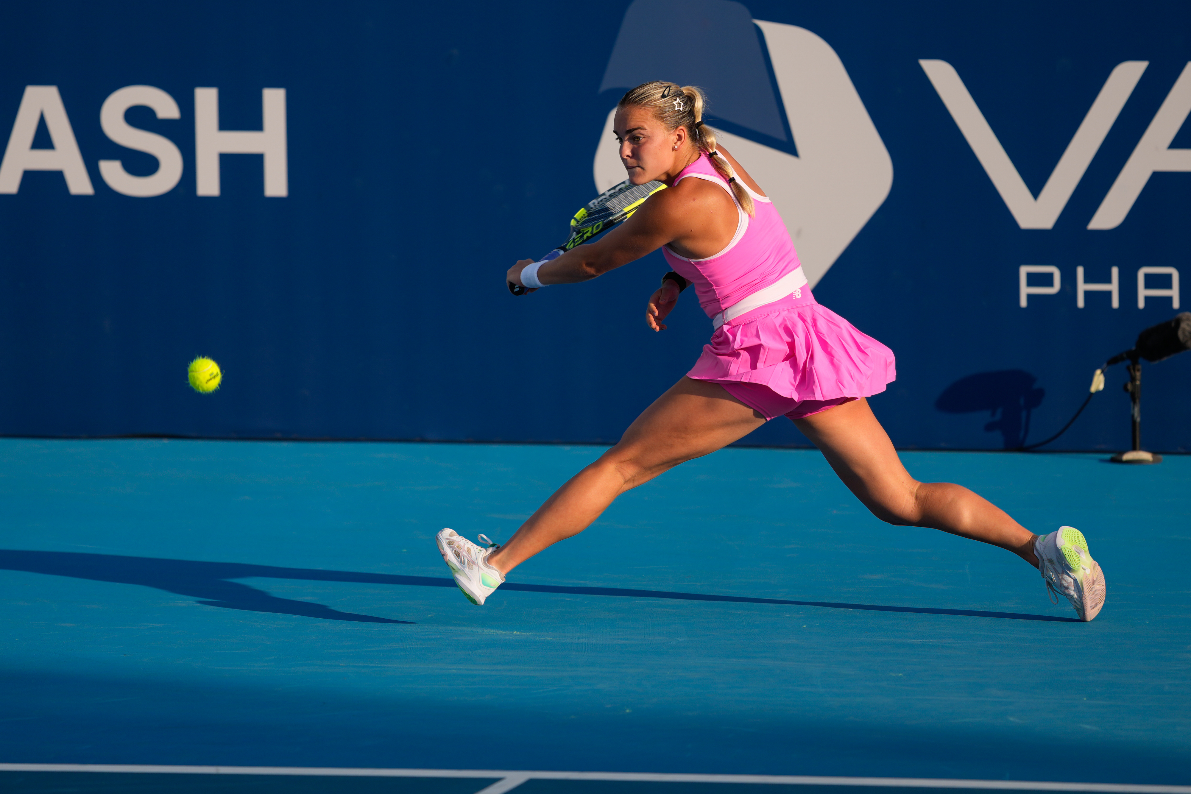 WTA250雅典站八强对阵👀陶森 vs 贝莱克克雷吉茨科娃 vs 郑钦文帕克斯