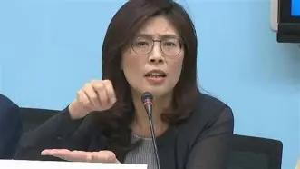 郑丽文把岛内一个长期被绕开的难题重新摆到了台面上：倘若哪一天台湾地区真被推到与解