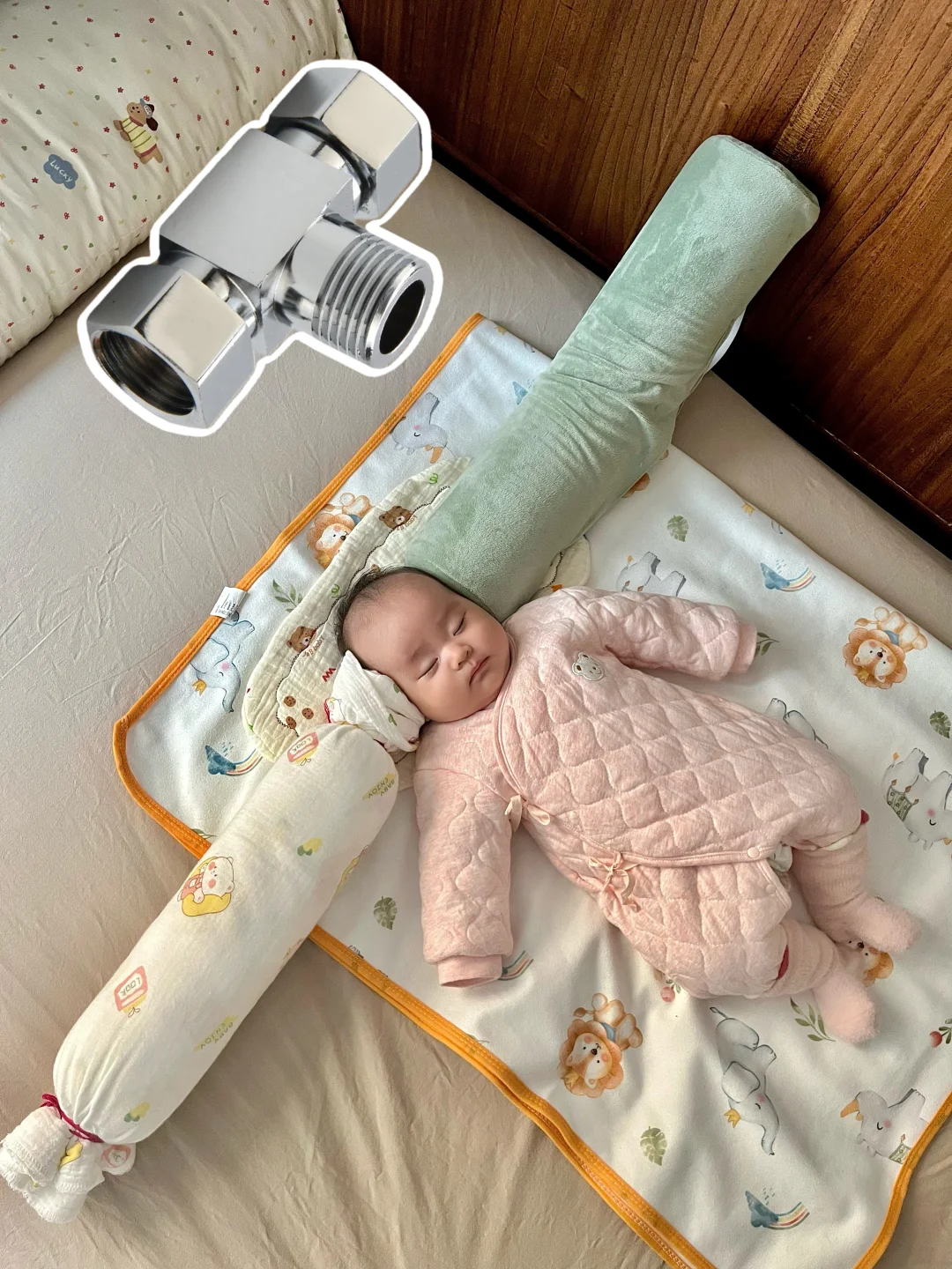 起到了一个三通的作用