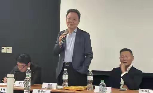 马英九头号智囊苏起爆猛料：北京给美台留了三条路，2027年是最后期限，美国已经在