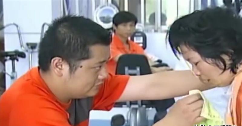 2008年广西一位28岁的植物人妈妈在顺利产子后，竟然突然苏醒！这让她的主治医生