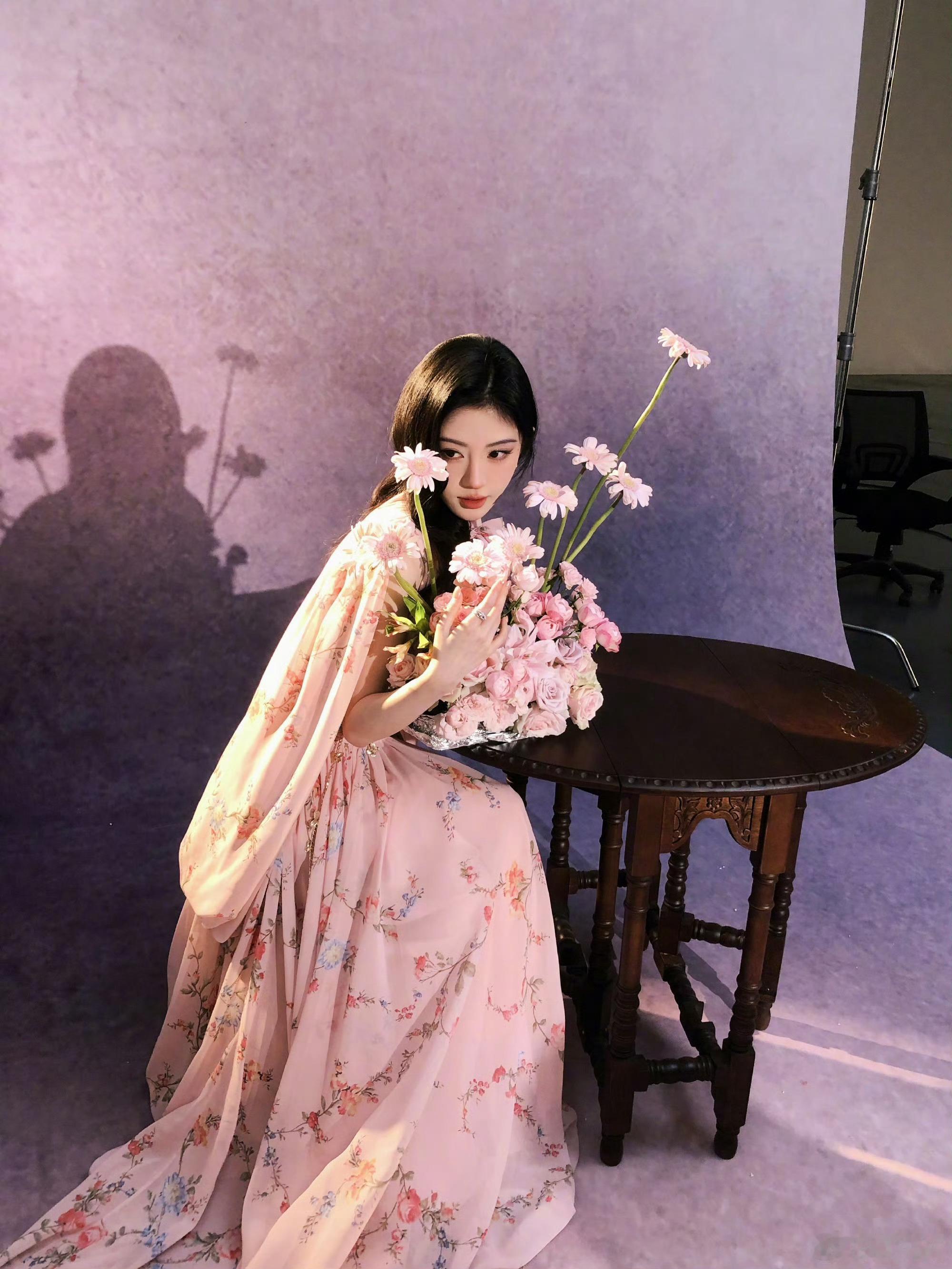 姐姐今晚八点见～鞠婧祎直播
