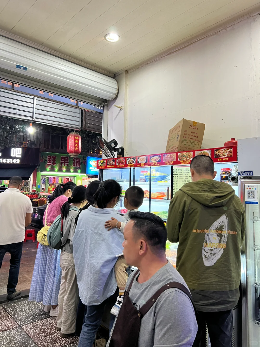 第一次在南丹吃烧烤，真的被震惊到了！