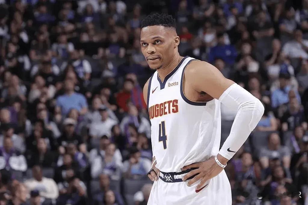04月15日今日NBA常规赛，掘金客场126-111大胜火箭。

本场比赛取胜后