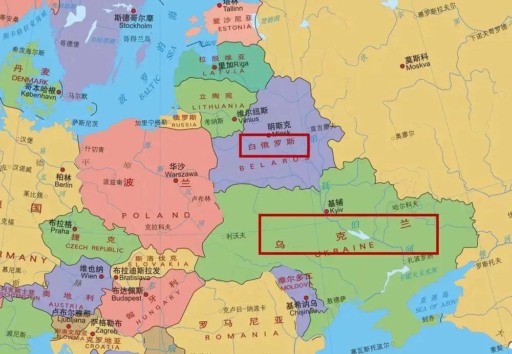 乌克兰国内情绪激昂，民众心声难掩，迫使总统泽连斯基做出戏剧性转折。

乌克兰军力