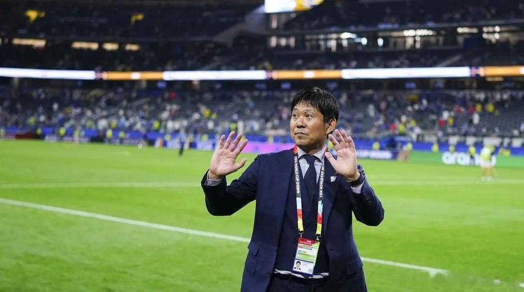 日本🇯🇵足球⚽协会在理事会会议后召开发布会，正式宣布与率日本队🇯🇵征战了