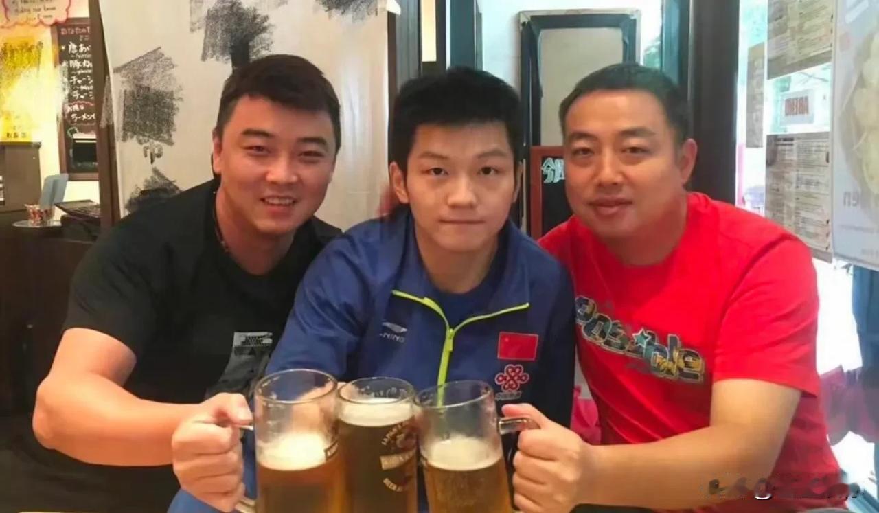 樊振东真的是一股清流，他很勇敢的站出来挑明并且对抗这种不合理，他真的太美好了。