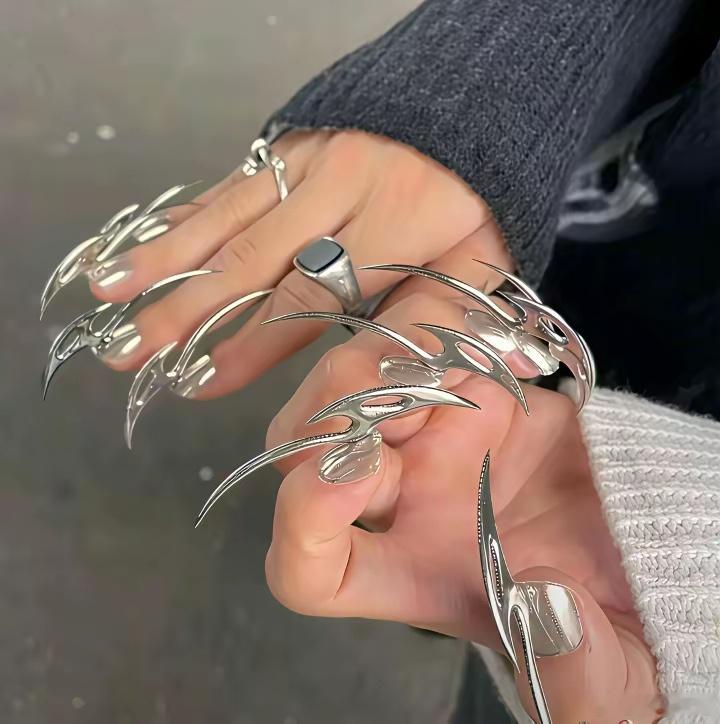 现在流行这指甲
