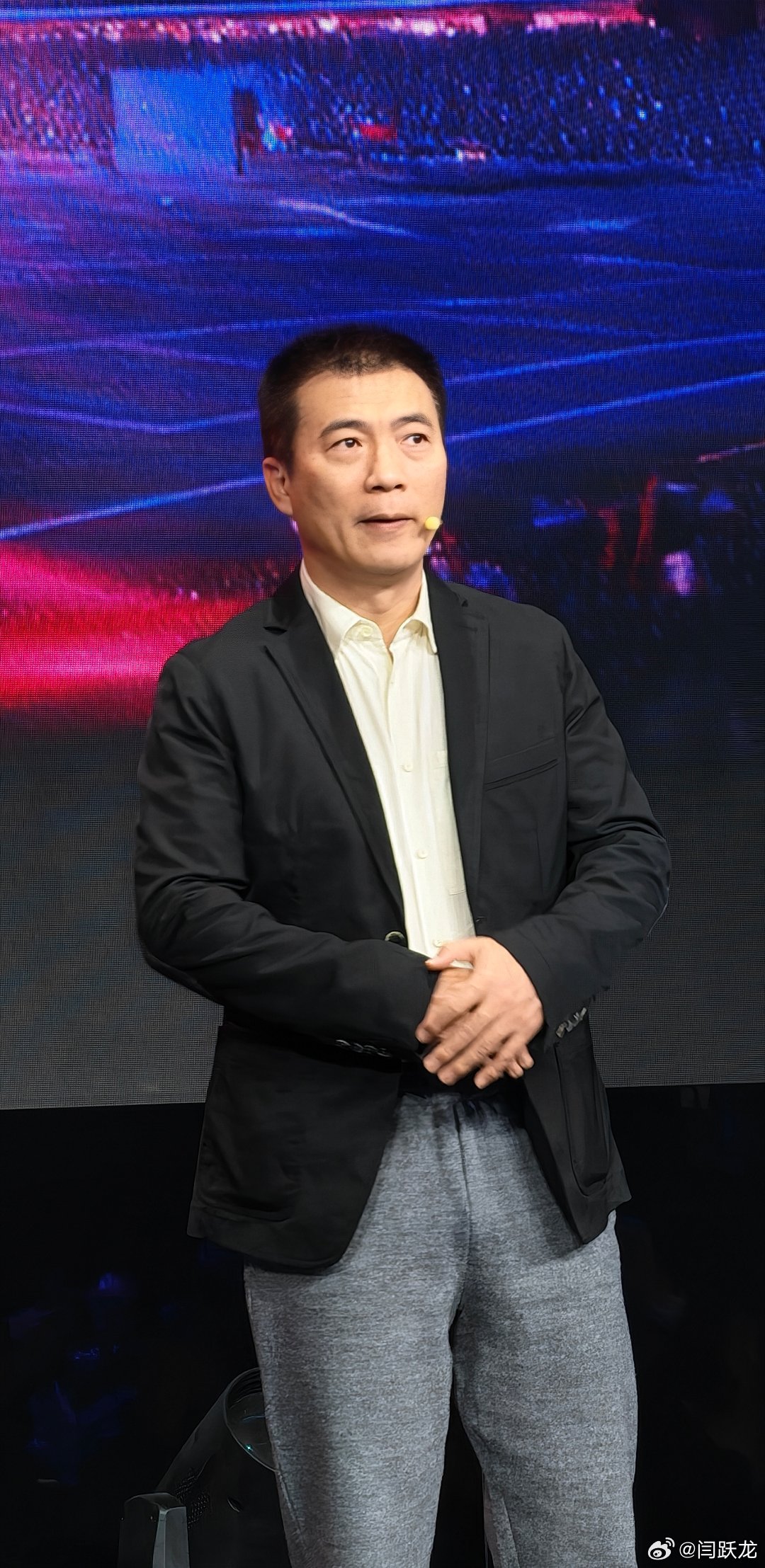 黄健翔也来了黑fun礼