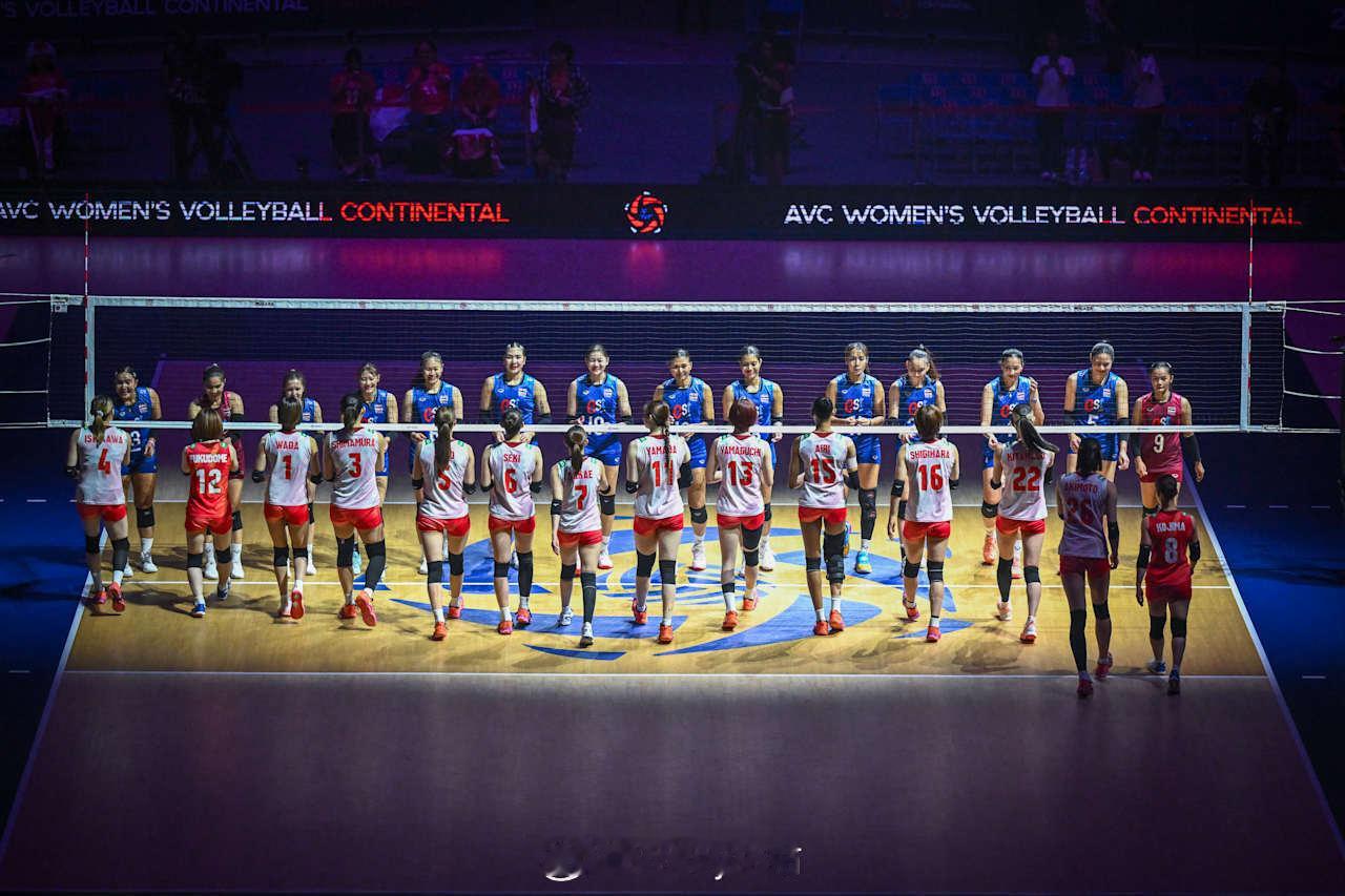 2026年女排亚锦赛半决赛泰国女排2比0日本女排（25-21 25-20）202