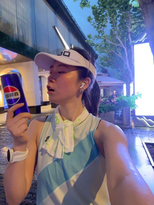 环湖跑12k｜麻绳专挑细处断，大雨专挑慢的浇