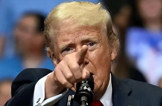 特朗普这次真把安大略湖改成了“美国湖”，卡尼当天明确拒绝接受，从50%关税到加拿