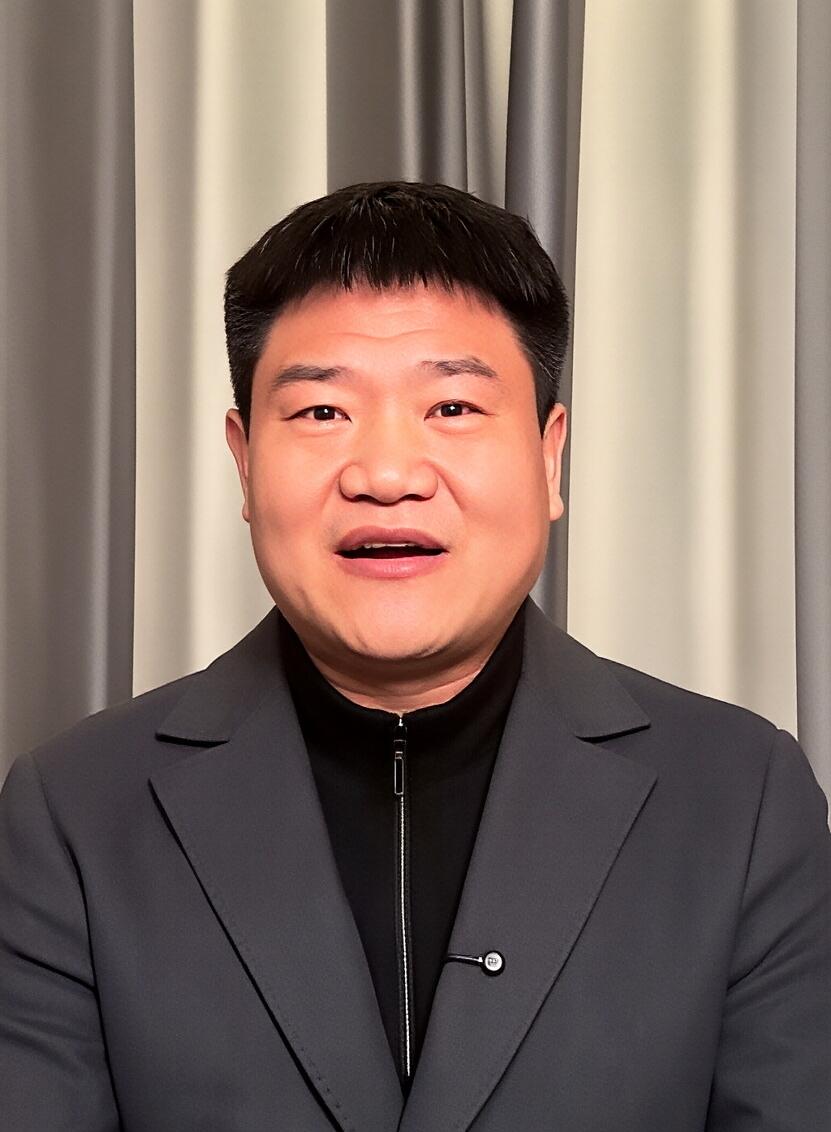 “反诈老陈”，思维好像有问题，他不惜两次打碎自己的平台，一次是岗位平台，一次是网