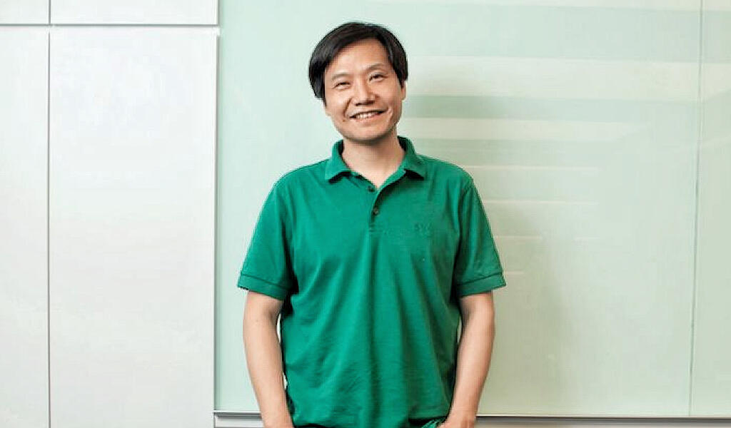 雷军现在很少穿绿色衬衣了 ​​​