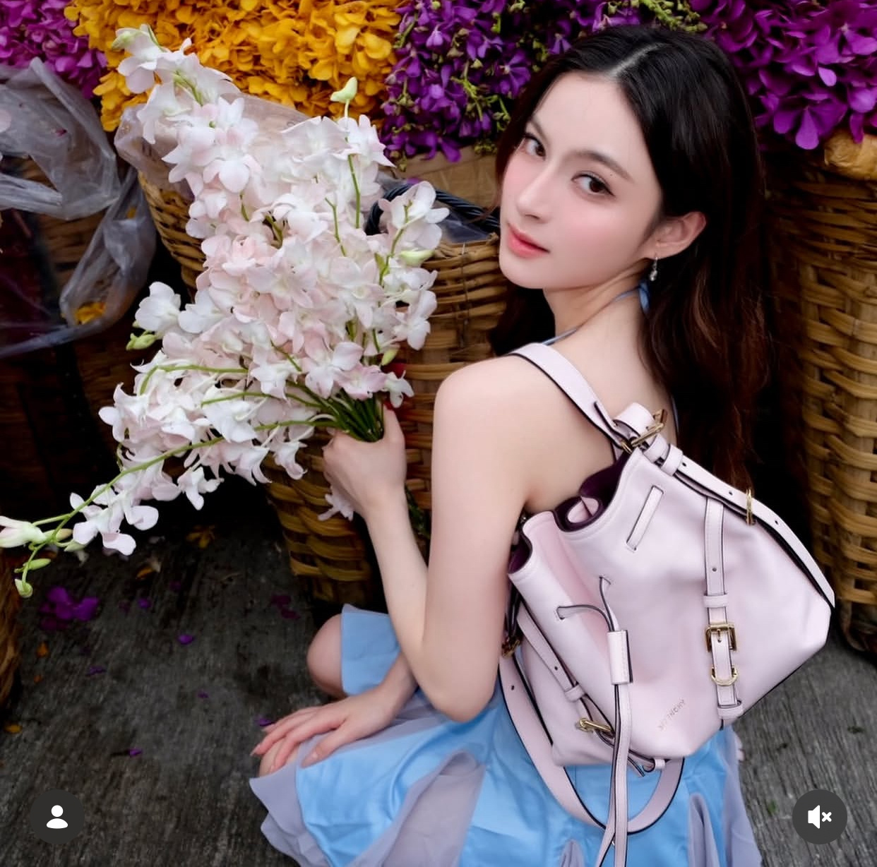 我有预感我真有预感。。 最好是埋线为了下海不然想不到还能为啥