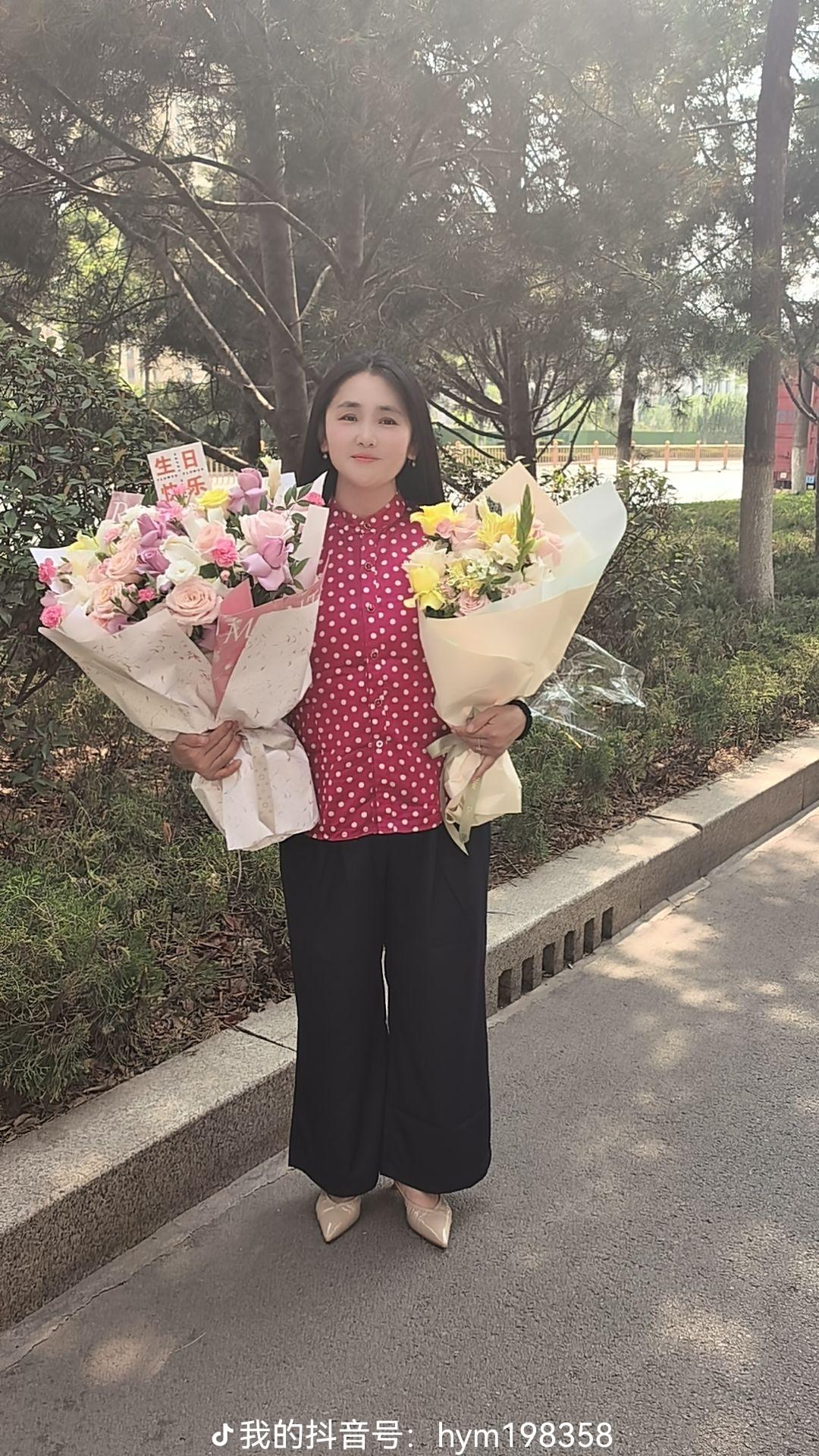 争不过岁月 跑不过时间 🌹年龄是唯一不需要努力 又能轻易得到的🌹 ...