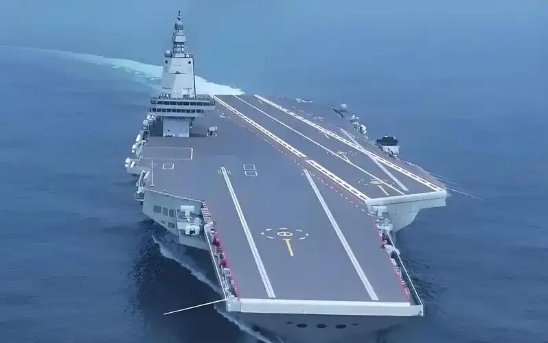 中国航母VS日本航母，据说日本非常的先进，如若开战，中国能打赢吗？