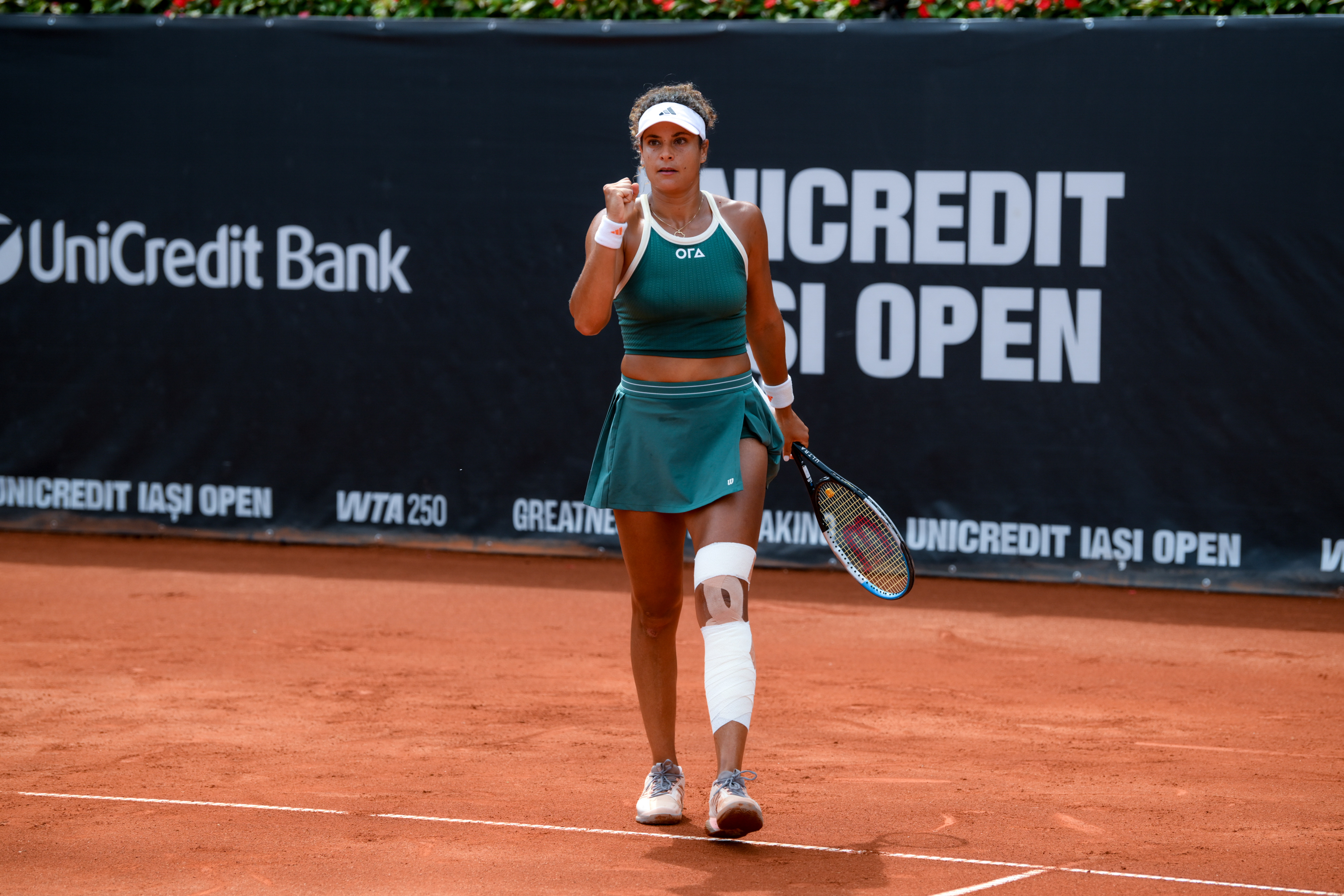 谢里芙斩获生涯第二冠🏆WTA250雅西站决赛，谢里芙在6-4 4-0领先时，她