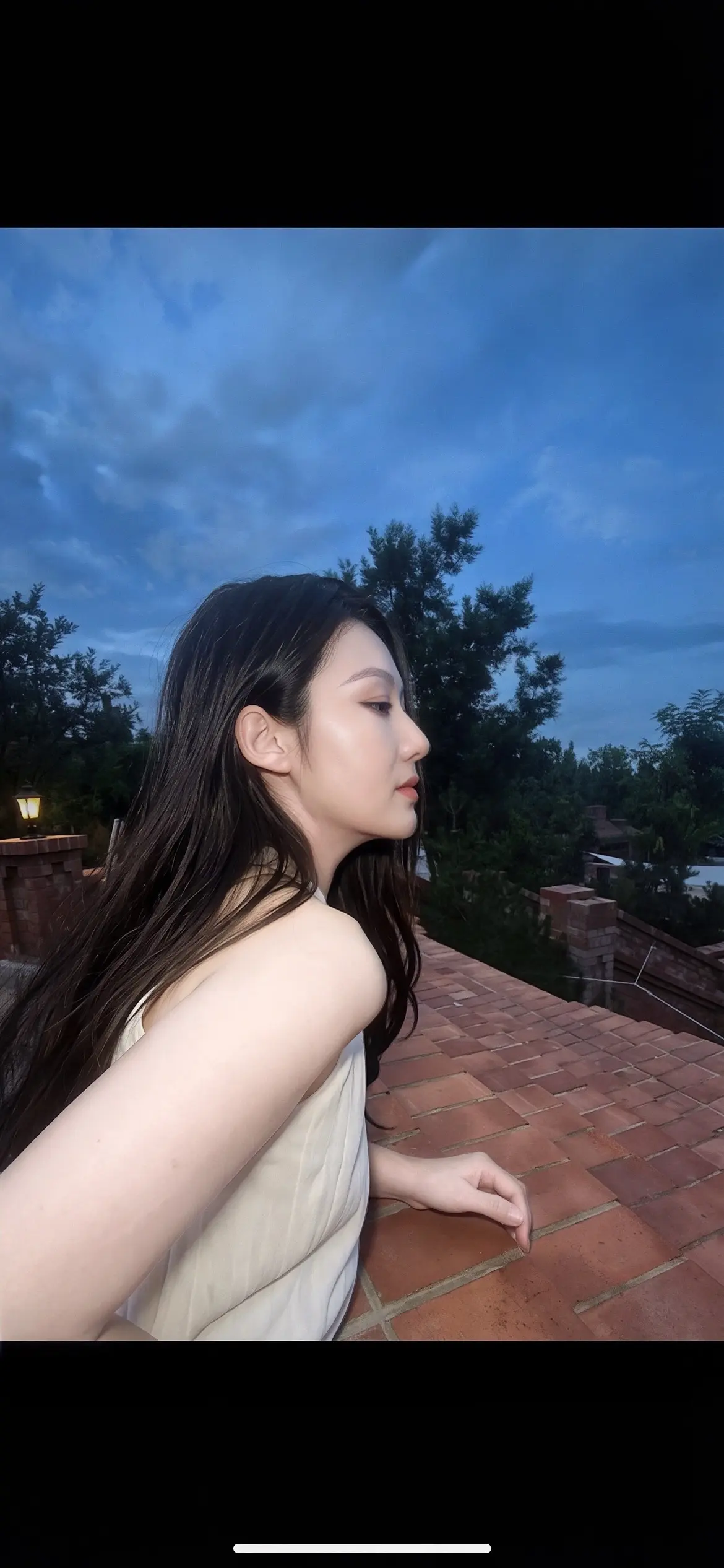 安安静静的生活就好，企图多了，你就会觉得人间不值得！