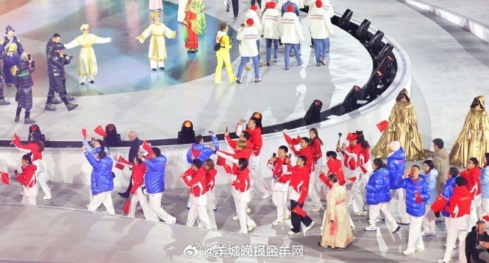 【骄傲转发！#中国红闪耀米兰冬奥闭幕式#】#一觉醒来米兰冬奥闭幕了#本届冬奥会，