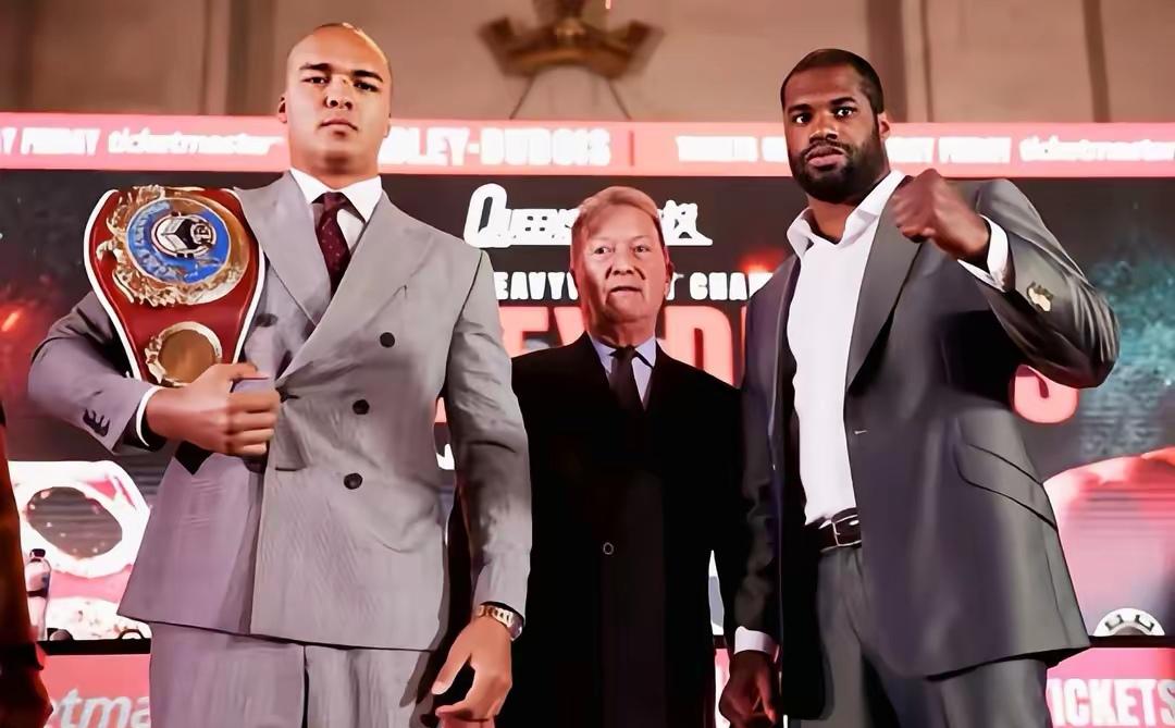 沃德利VS杜布瓦：WBO重量级拳王争霸赛，五月份开打，大家看好谁获胜！

今年的