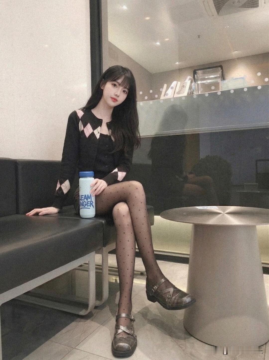 怎样完成气质风穿搭穿搭 怎么穿搭会让人比较显温柔 气质穿搭怎么穿才恰到好处? 简