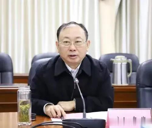 突发，江西一退居二线的厅长被查！

刚刚，权威媒体发布消息，江西省政协民族和宗教
