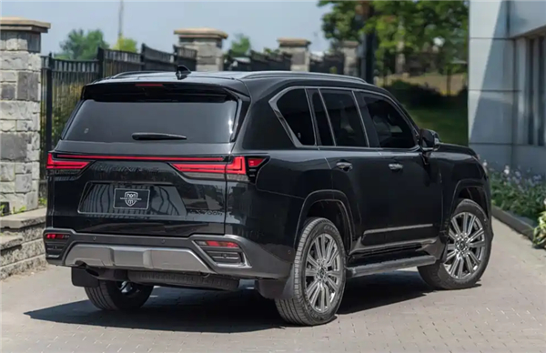 雷克萨斯LX700防弹版官图发布，由迈阿密装甲公司与加拿大Inkas联手打造，防