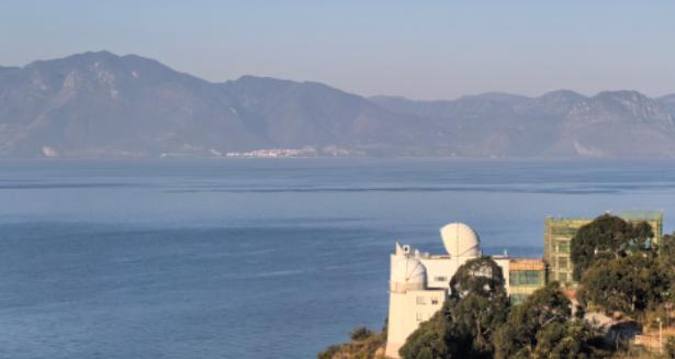 历史上的悲剧可以避免吗？现在美国就是现成的例子，是个明白人都知道，美国现在没有这