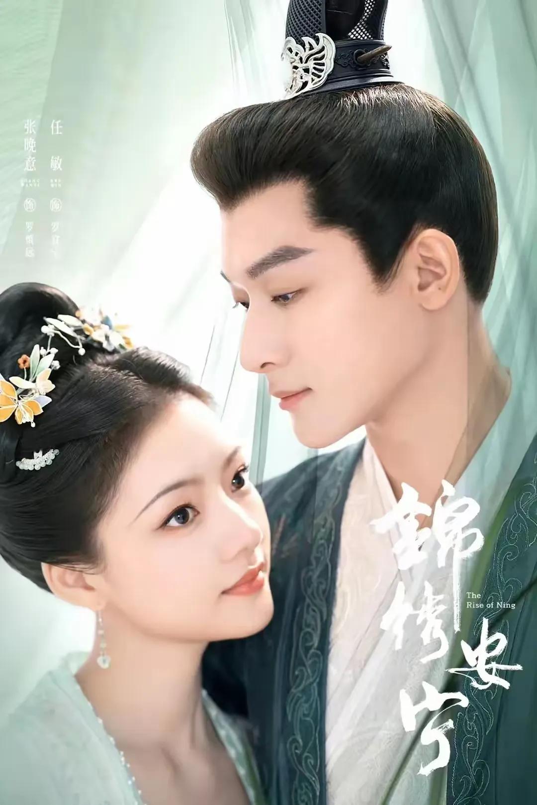 古装“猪猪侠”的女星，这次终于华丽转身，演对了角色，得益于普信男的衬托。

不得
