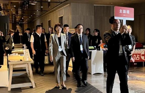 赖清德窜访失败之际，一架飞机从大陆飞抵台湾，台当局提出一个要求！
 
2026年