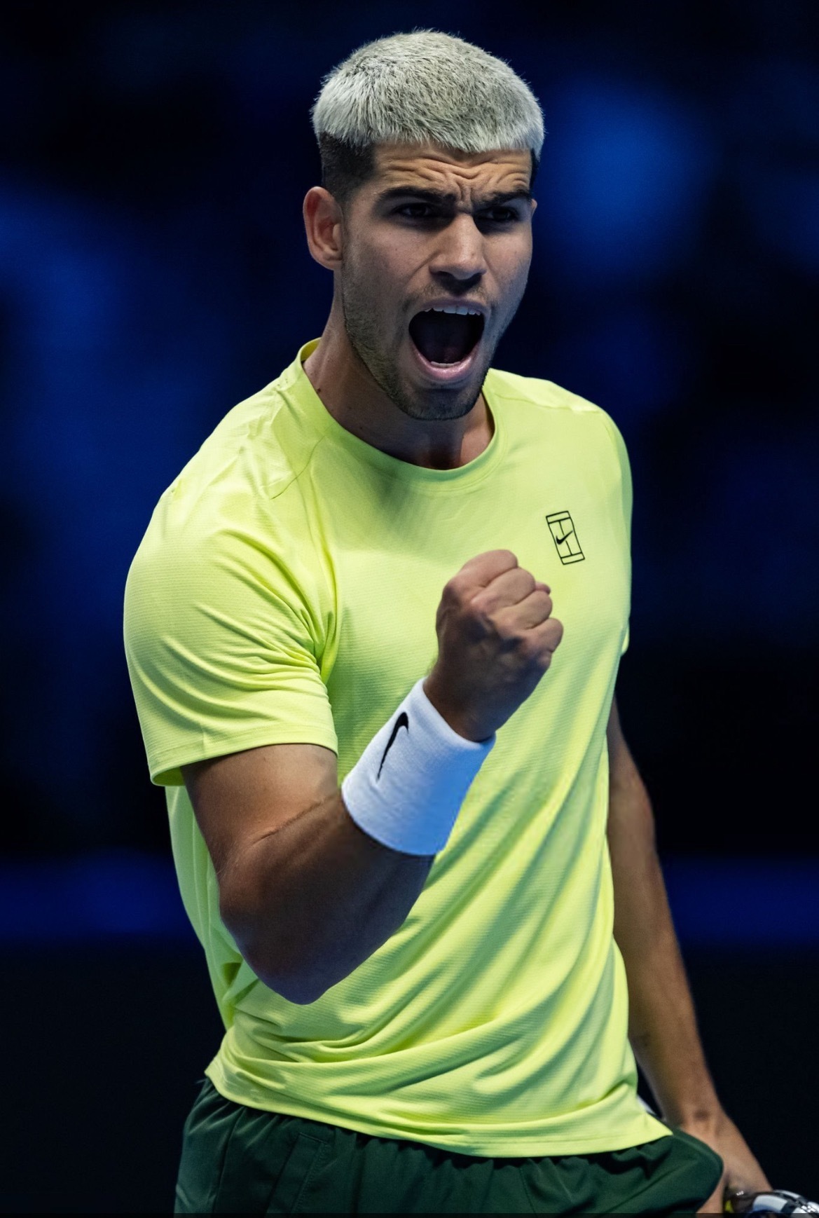 网球talking大会阿尔卡拉斯总决赛开门红阿尔卡拉斯2比0德米纳尔阿尔卡拉斯 