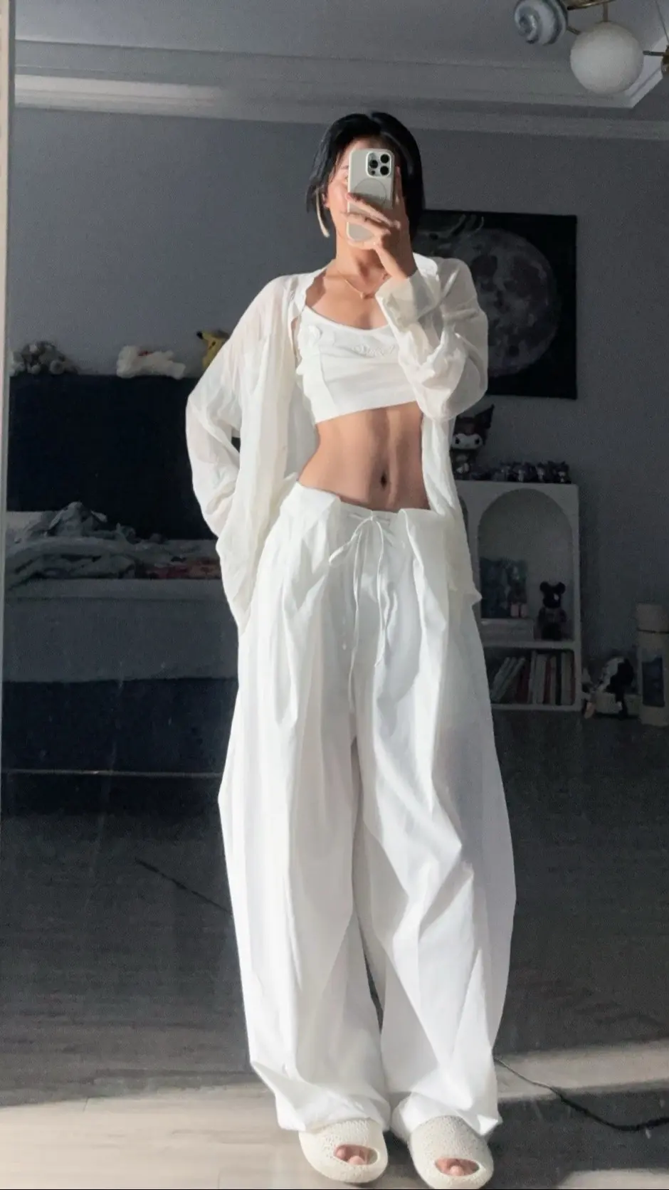 还是改不了一拍照就想秀丁点肌肉的坏毛病。