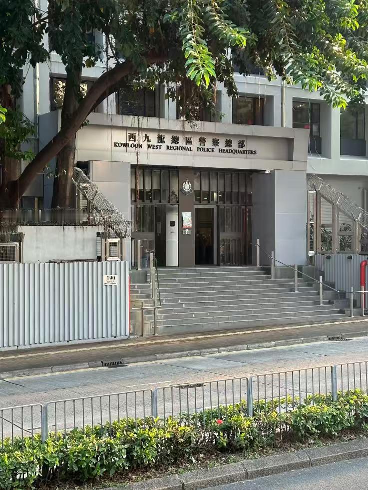 香港失窃黄金已全数追回香港黄金劫案已拘捕13人香港西九龙重案组 不是这对吗？我还