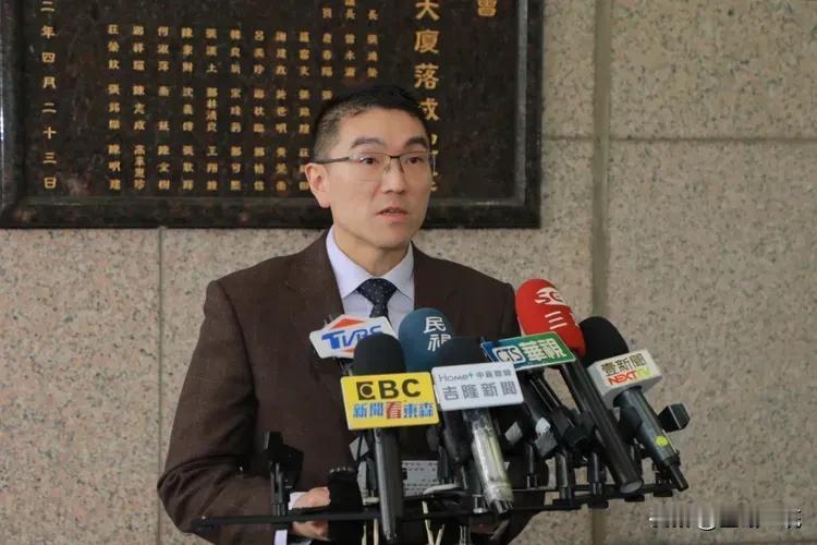 罢梁连署基隆市选委会初步审议报台选会    14日提准确查对结果

绿营团体发起