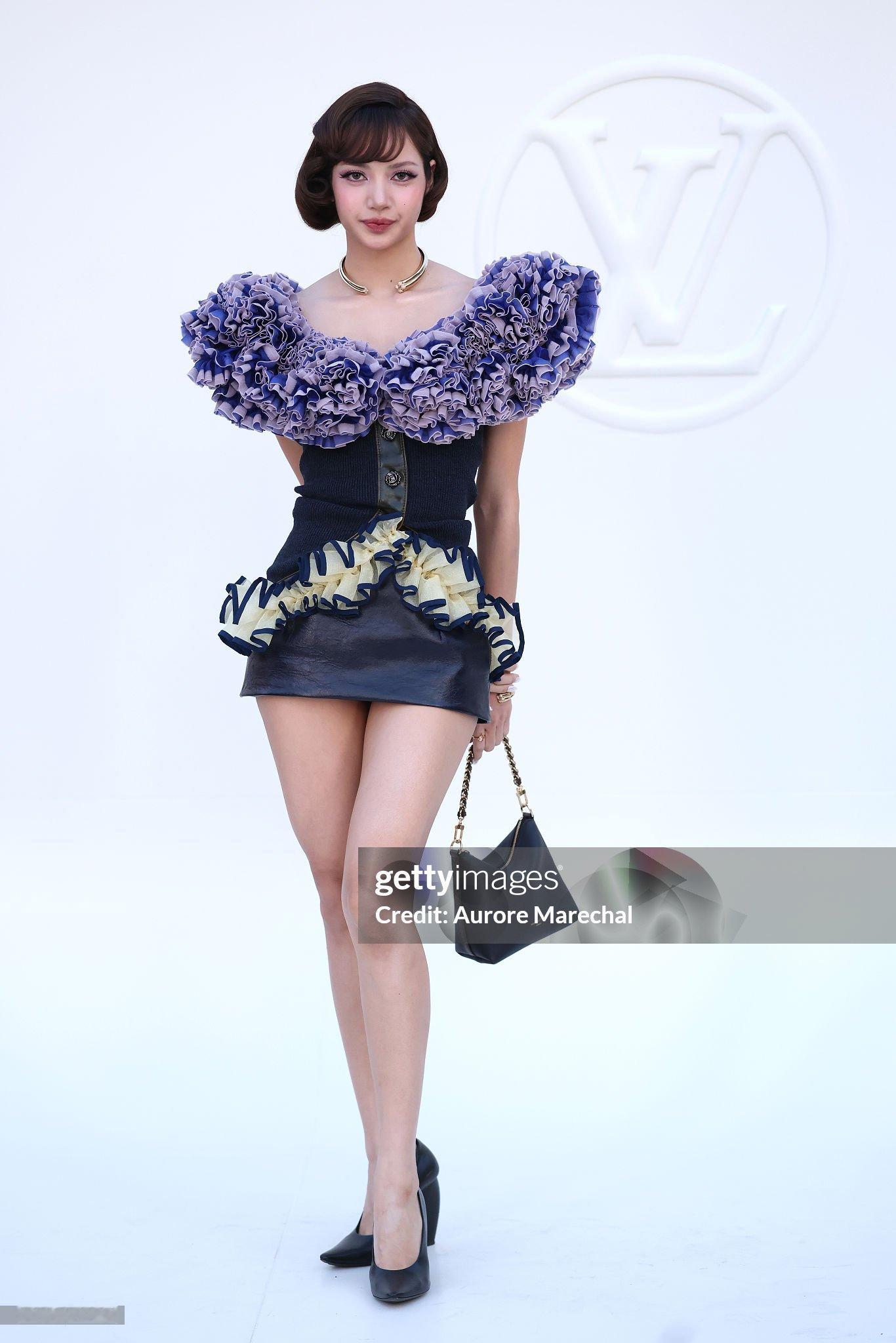 Lisa LV大秀 G社生图💥卧槽啊这波属于公主现身秀场了💜 ​​​