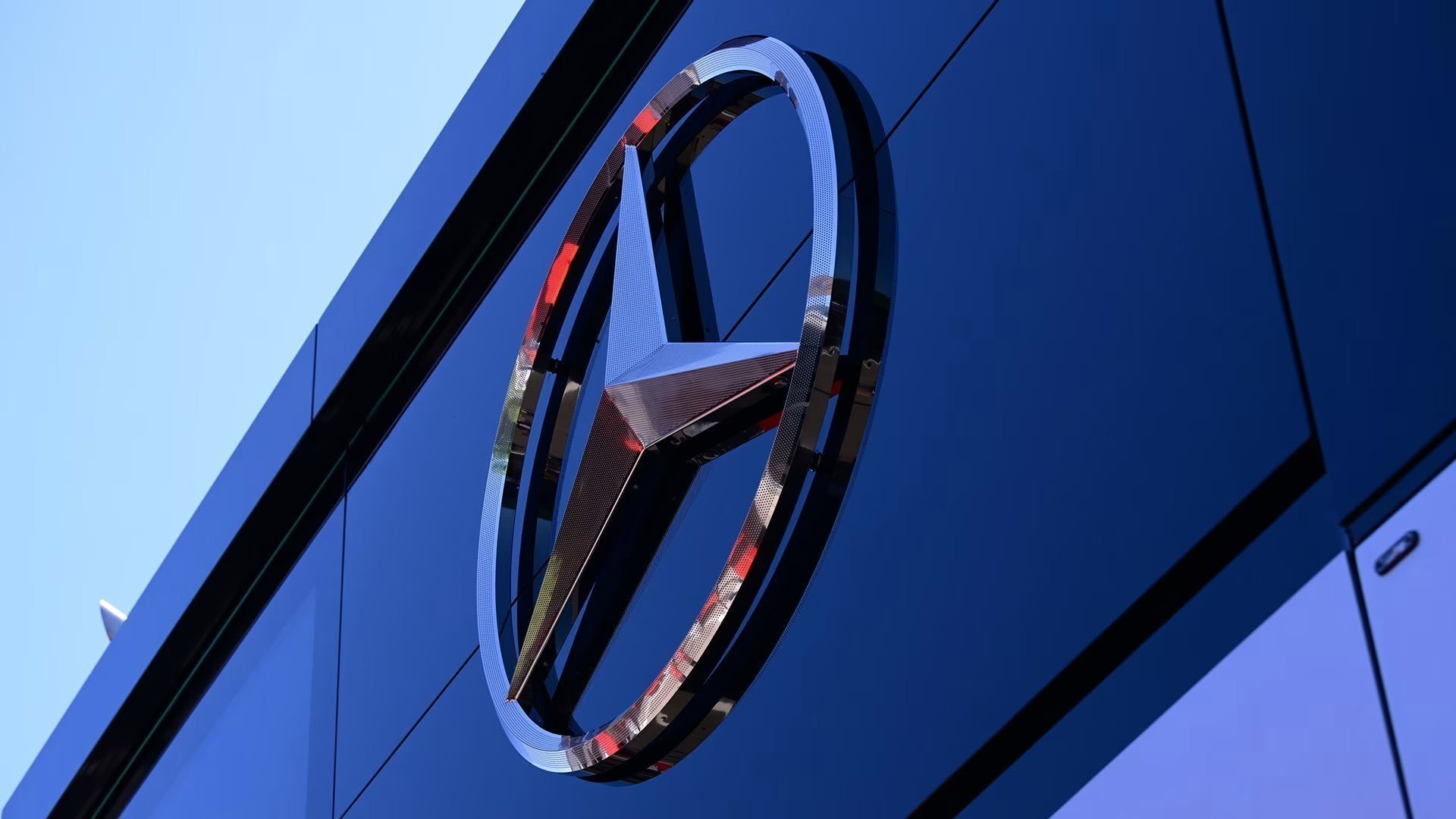 F12026f1摩纳哥大奖赛 梅赛德斯考虑在动力单元新规出台之前，把客户车队缩减