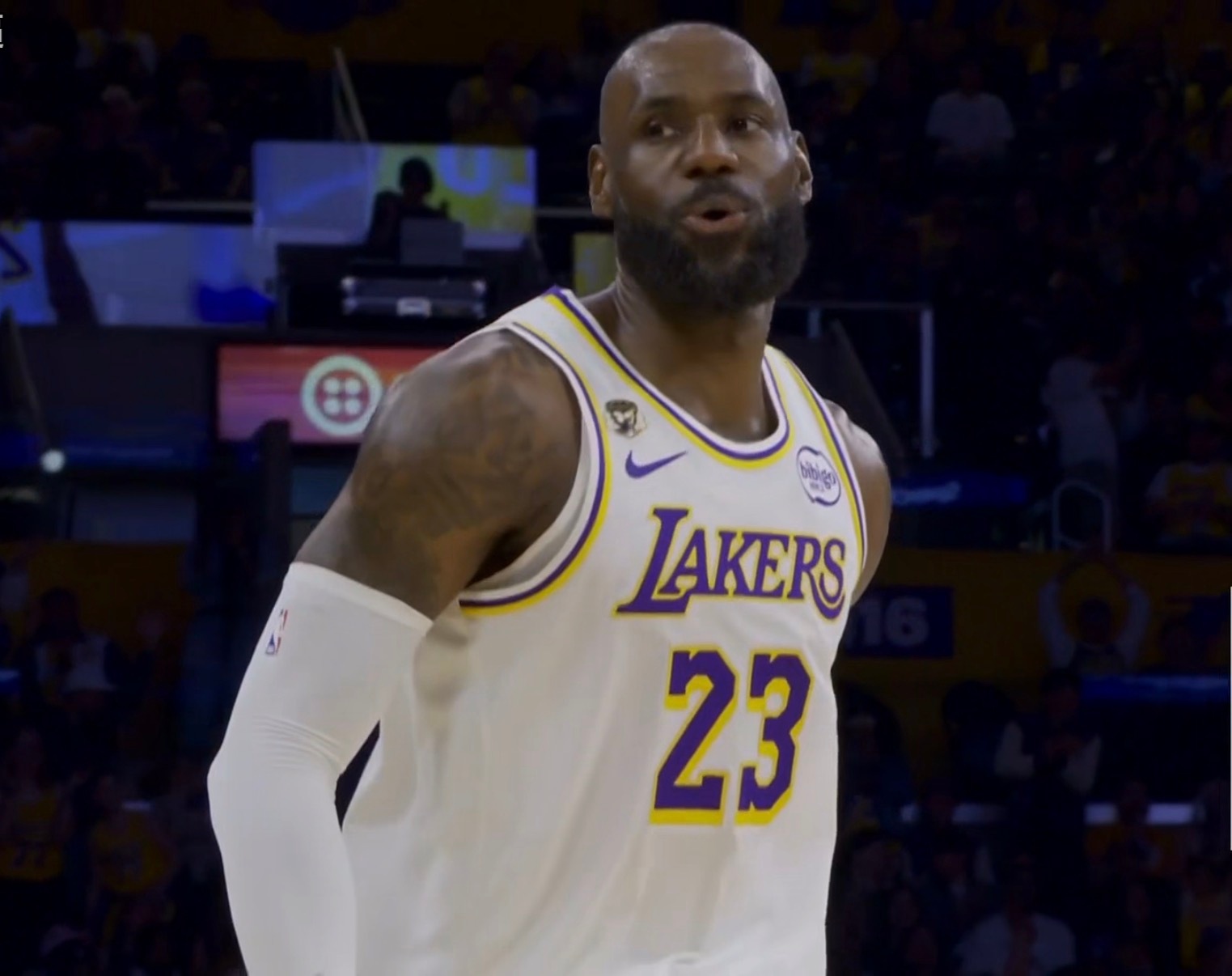 梦幻开局！湖人10:2打停国王！今天大家状态都很好啊，防守端做的非常棒！国王vs