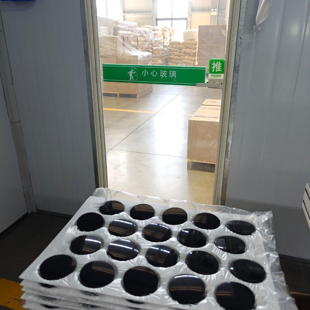 别在该奋斗的年纪选择安逸别在该赚💰的时候只谈感情经济独立，才是你最大的底气努力