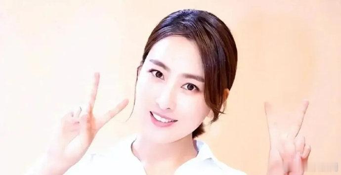 #黄毅清恶意诽谤马苏案维持原判#【国内首起女明星自诉诽谤案二审维持原判，此前被告