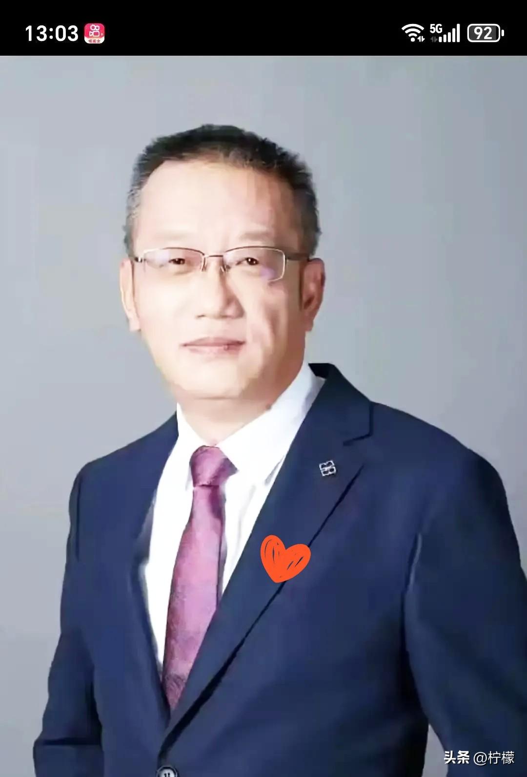 真没想到，
身家几十亿的企业家，
也没能跨过这道坎。刚看到
消息，成都那位传奇老