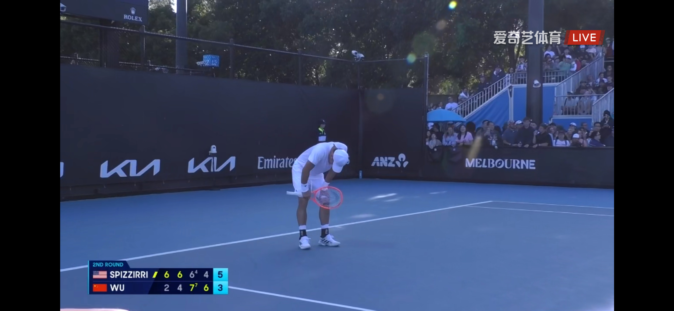 太可惜了。💔吴易昺在决胜盘开局场面占优情况下未能完成破发，盘中出现抽筋症状，最