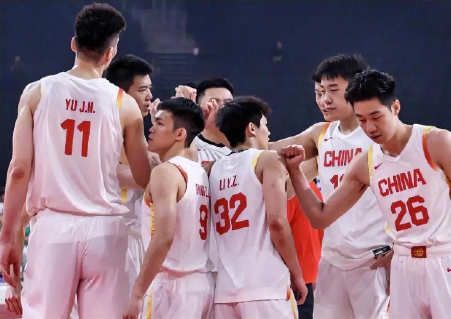 中国男篮终于知道自己在亚洲篮坛的地位有几斤几两了吧？两次惨败把我们的真实实力明明