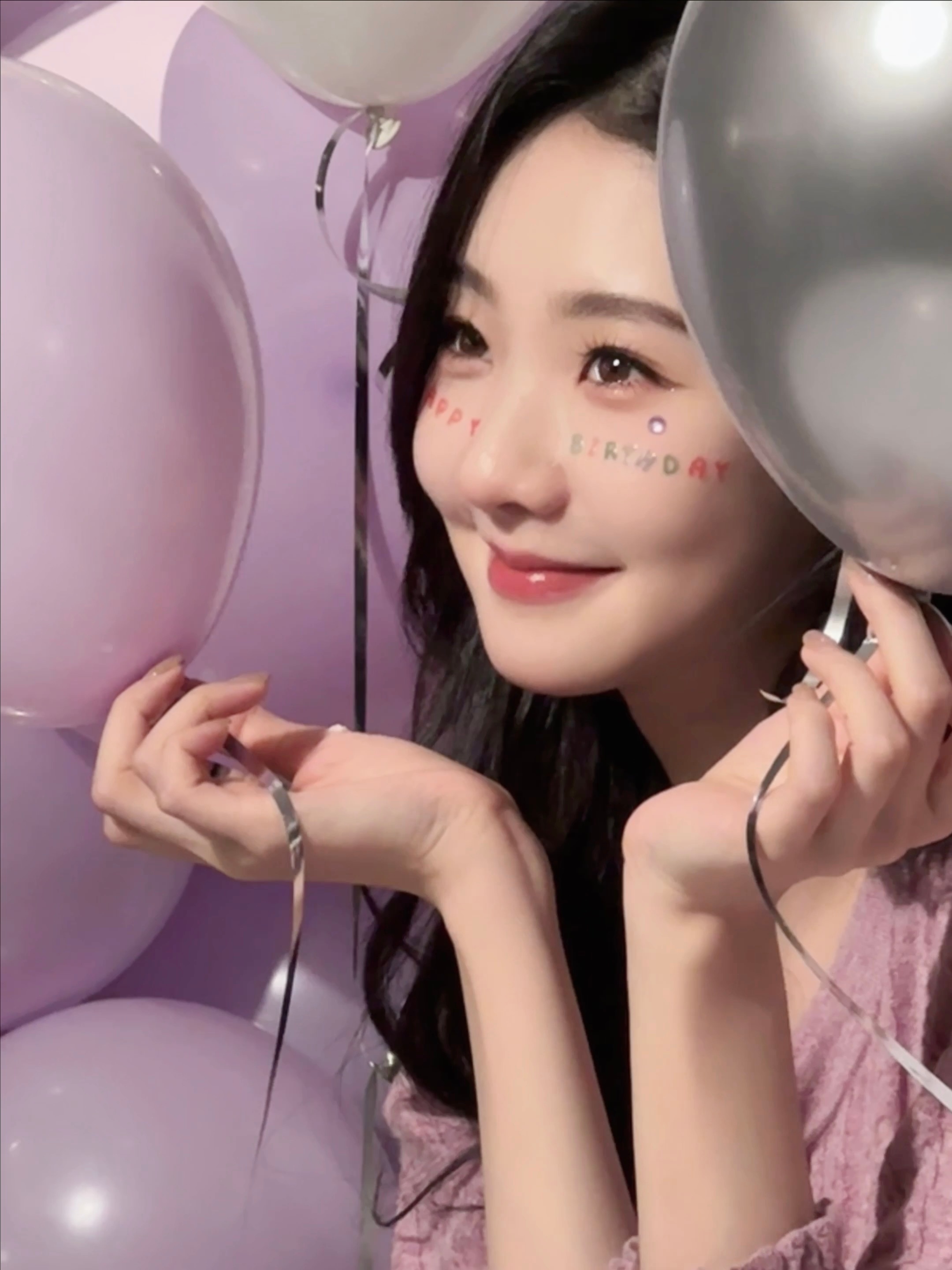 张艺凡最近好忙张艺凡[超话] ​​​