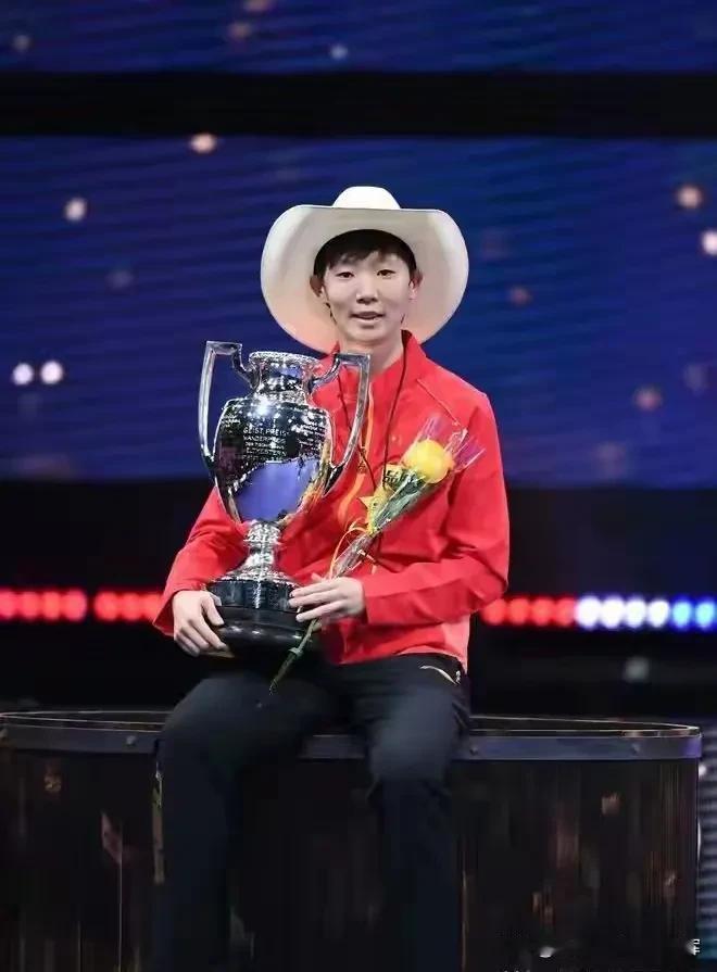 5.王曼昱 你觉得王曼昱是一位怎样的运动员 你喜欢王曼昱吗  从落选世乒赛名单到