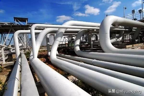 卡塔尔60亿美元换取伊朗停止导弹打击能源设施！
据外媒社交上爆出的消息，卡塔尔近