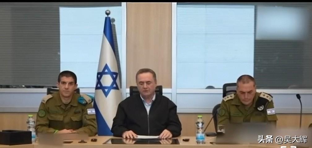 以色列国防部长卡茨誓言要把黎巴嫩南部变成加沙地带
 
“我、总理本雅明·内塔尼亚