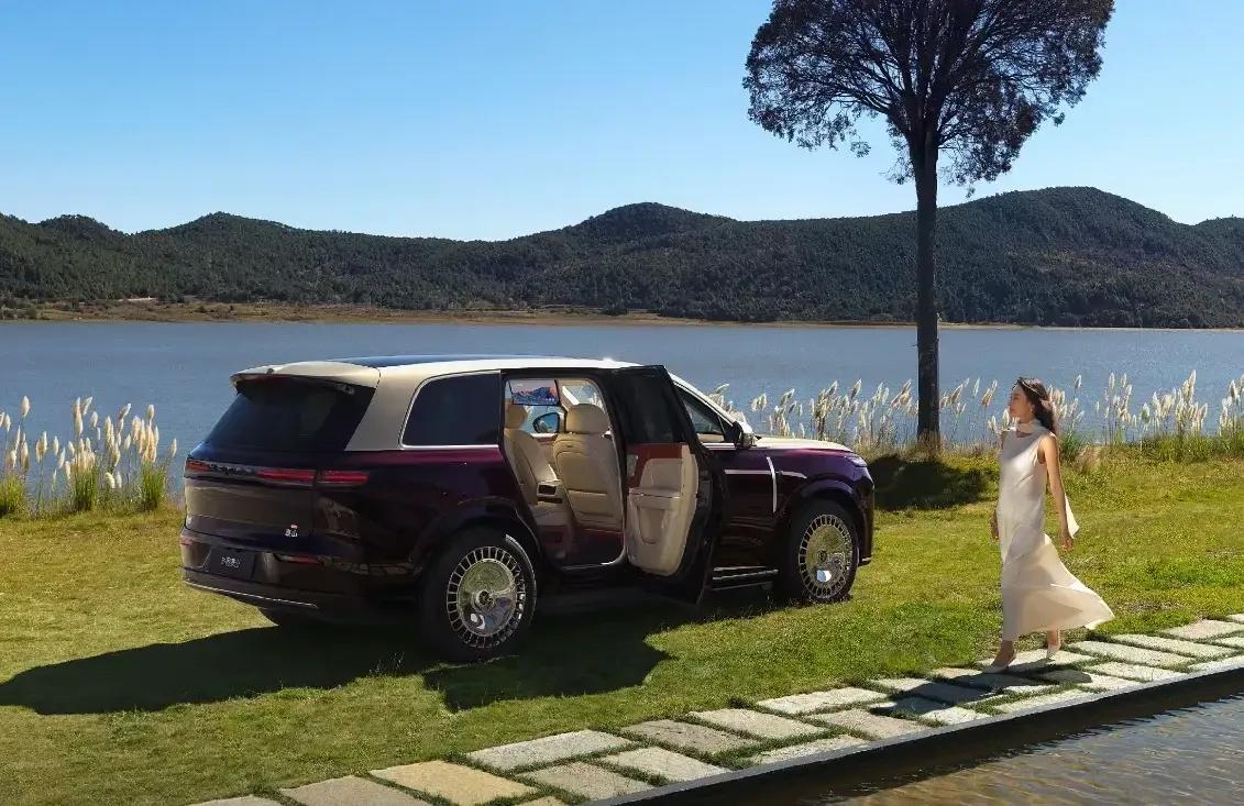 这就是赤裸裸的现实，家庭购车以经济实用为主，这是大部分家庭购车趋势
   1： 