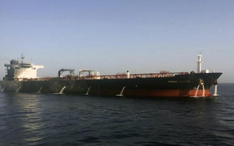 【伊朗石油正热火朝天出口，比战前还多】

现在霍尔木兹海峡真的不能再出口石油了吗