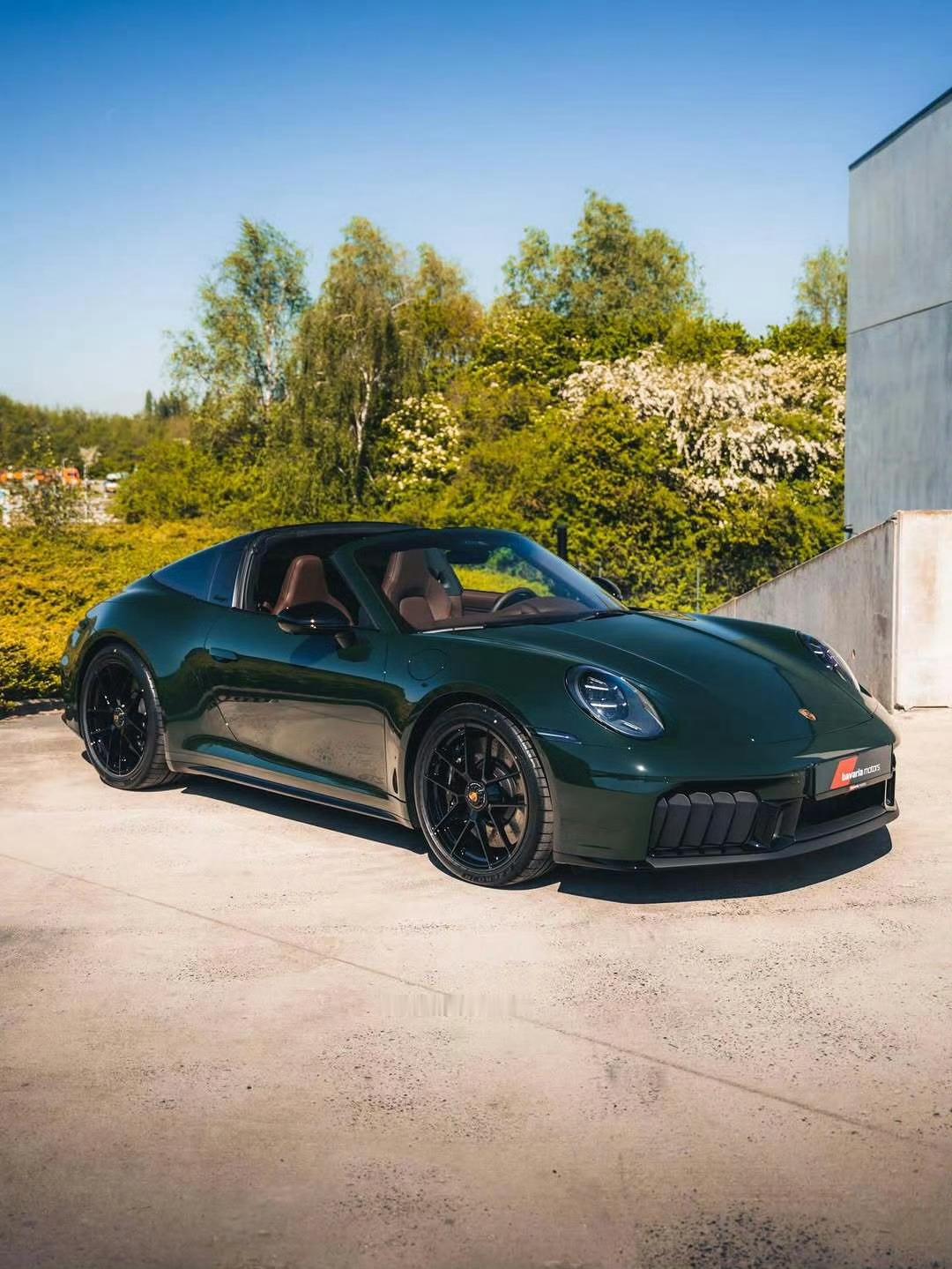 保时捷 911 Targa 4 GTS 